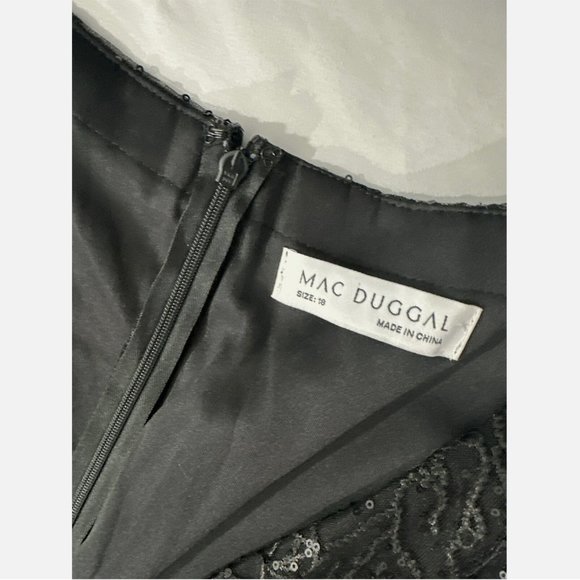 NEW $698 Mac Duggal [ 18 ] Embellished Wrap Over Long Sleeve Gown‎ Black - Picture 7 of 15